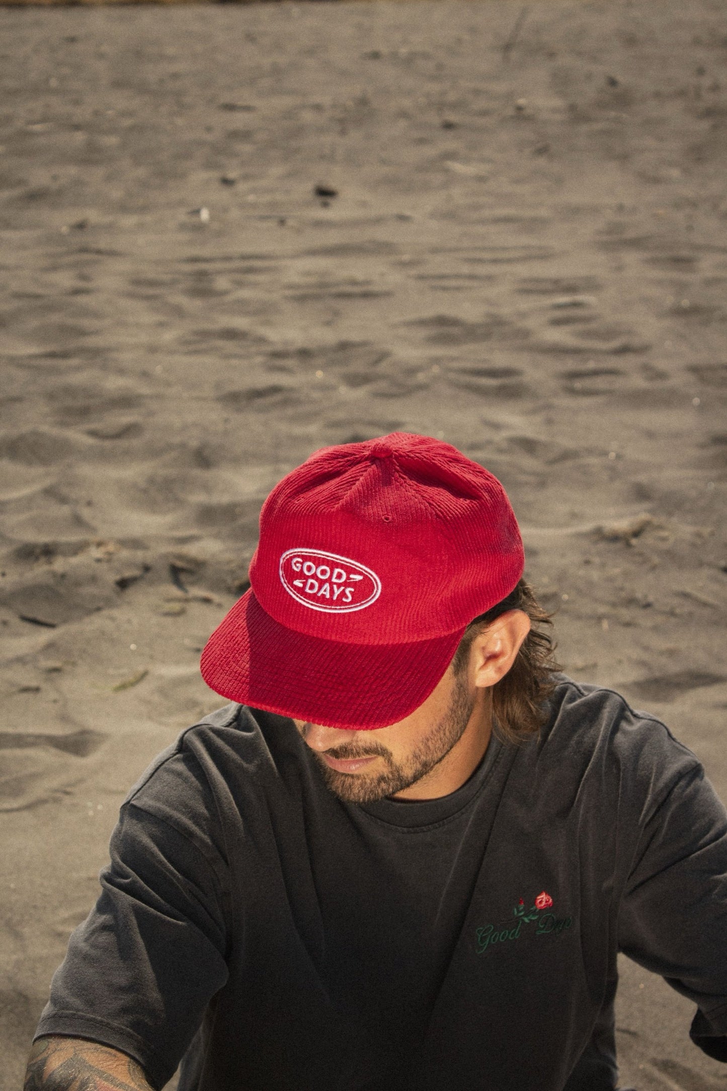 CORDUROY CRUISER HAT - CHERRY