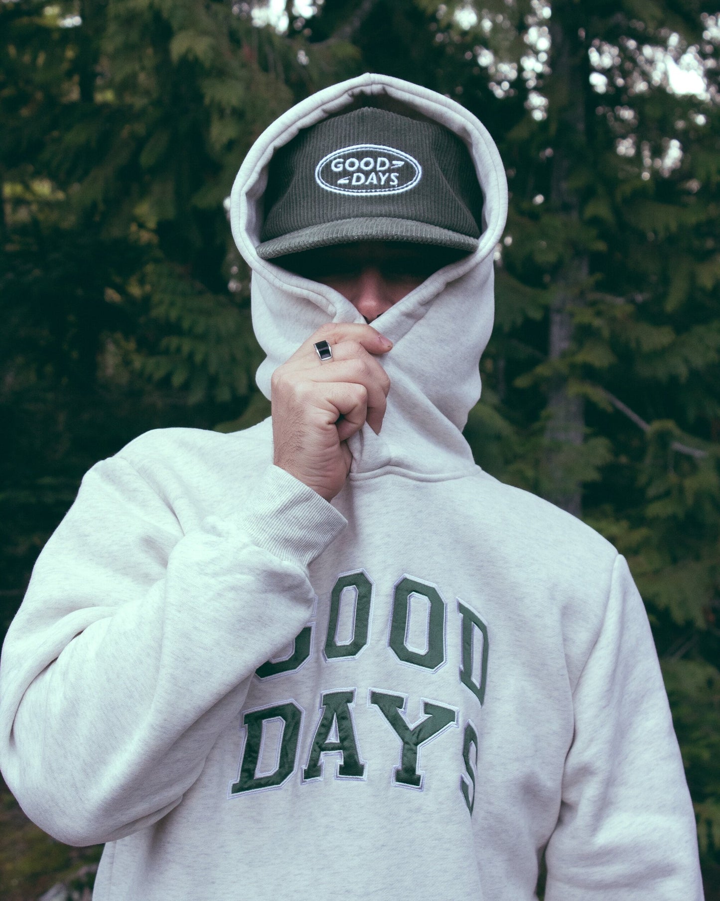 GOOD DAYS COLLEGIATE HOODIE EVERGREEN-SQ1341822