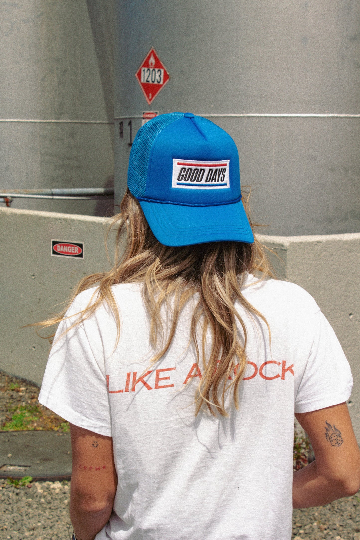 GOOD DAYS TRUCKER HAT - RACING BLUE